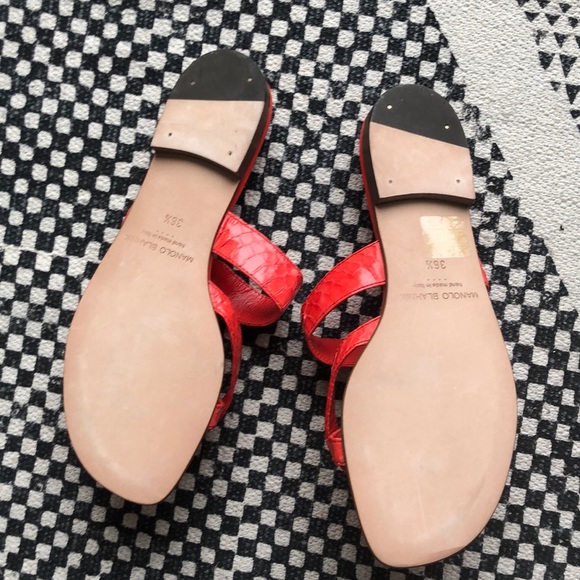 Brand new, Manolo Blahnik croc sandals (size 36.5) - Picture 3 of 3